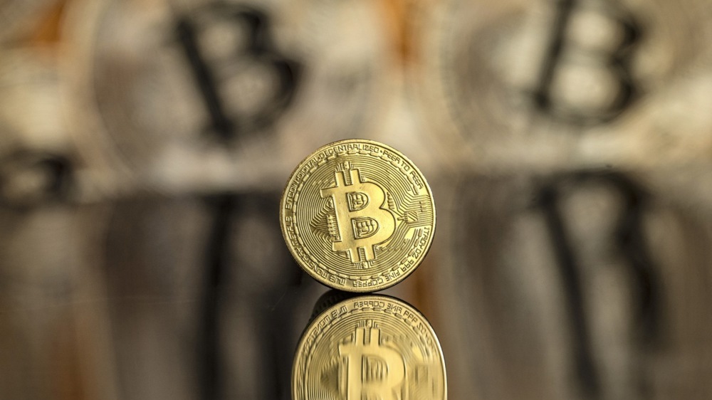 La Clarity Act approuvée en commission du Sénat — mais le vrai combat commence avec la question : Trump peut-il gagner de l'argent avec les cryptomonnaies