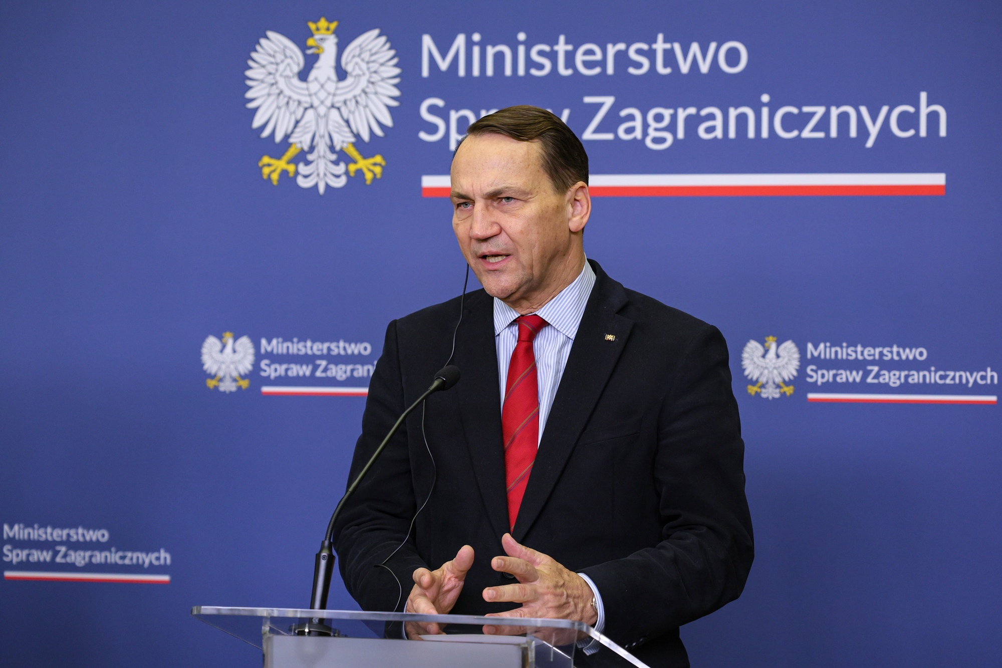 Polen für Ukraines EU-Beitritt, aber gegen das Überspringen der Warteschlange: Was hinter Sikorskis Position steckt
