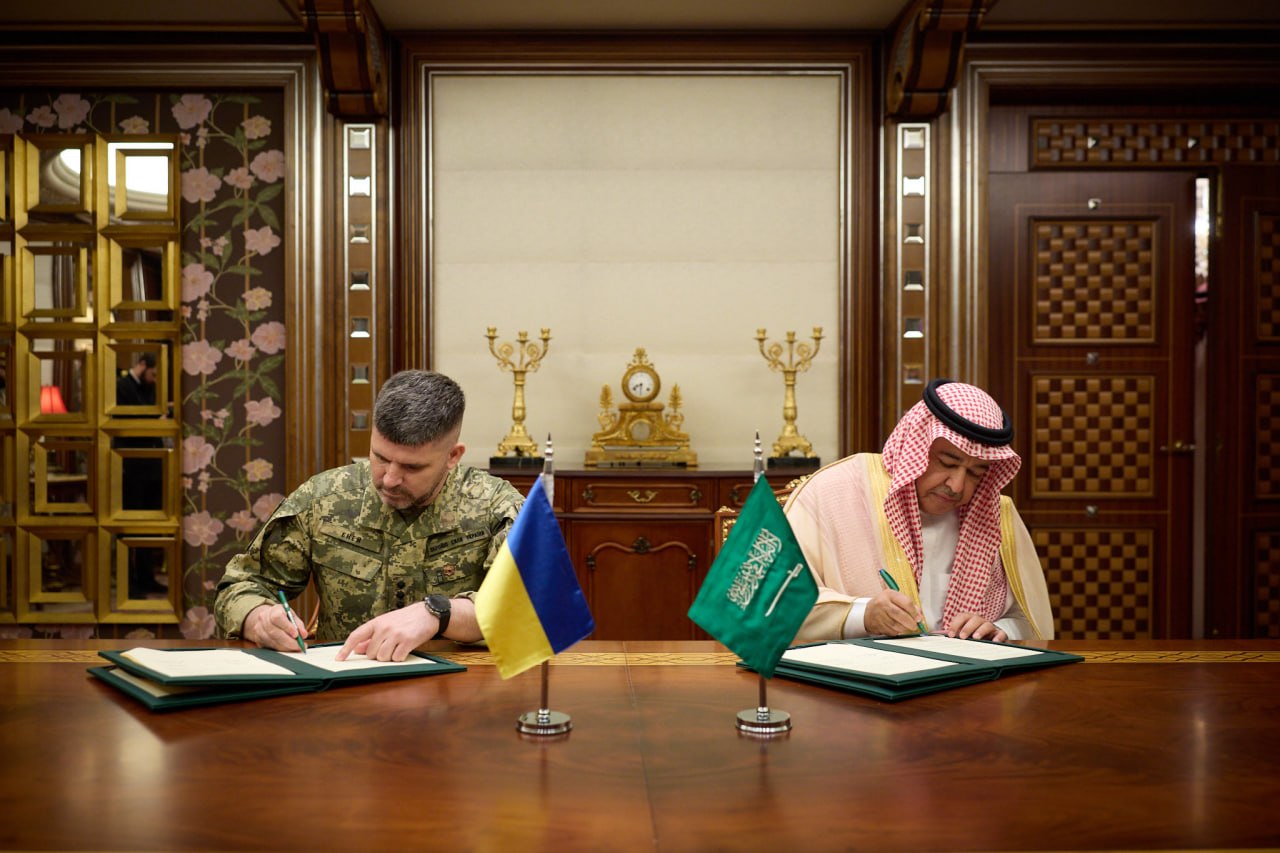 Ukraine und Saudi-Arabien unterzeichnen Abkommen über Verteidigungszusammenarbeit — Plattform für Technologien und Investitionen