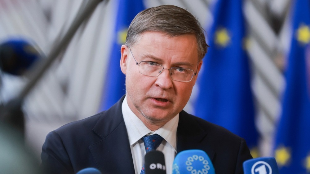EU eröffnet Kreditlinie über 90 Milliarden Euro: erste Tranche im Juni, aber der Rat muss ein Gesetz verabschieden, das bereits gescheitert ist