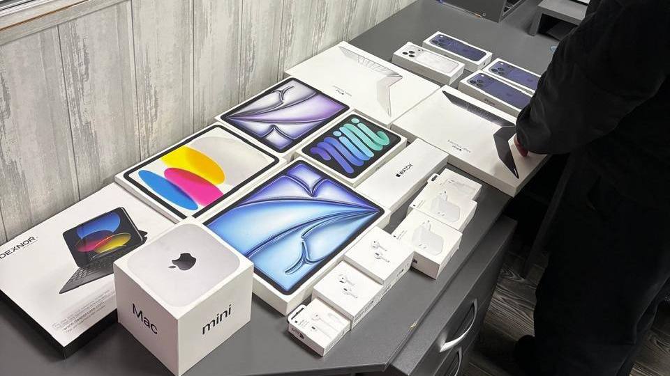 Apple-Geräte im Wert von rund 500.000 Hrywnja über den „grünen Korridor“: Test für die Zollkontrolle