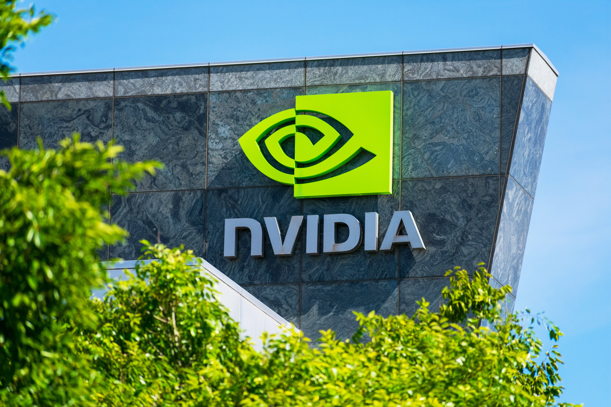 NemoClaw de Nvidia : OpenShell contrôle les agents d'IA — ce que cela apporte à l'Ukraine