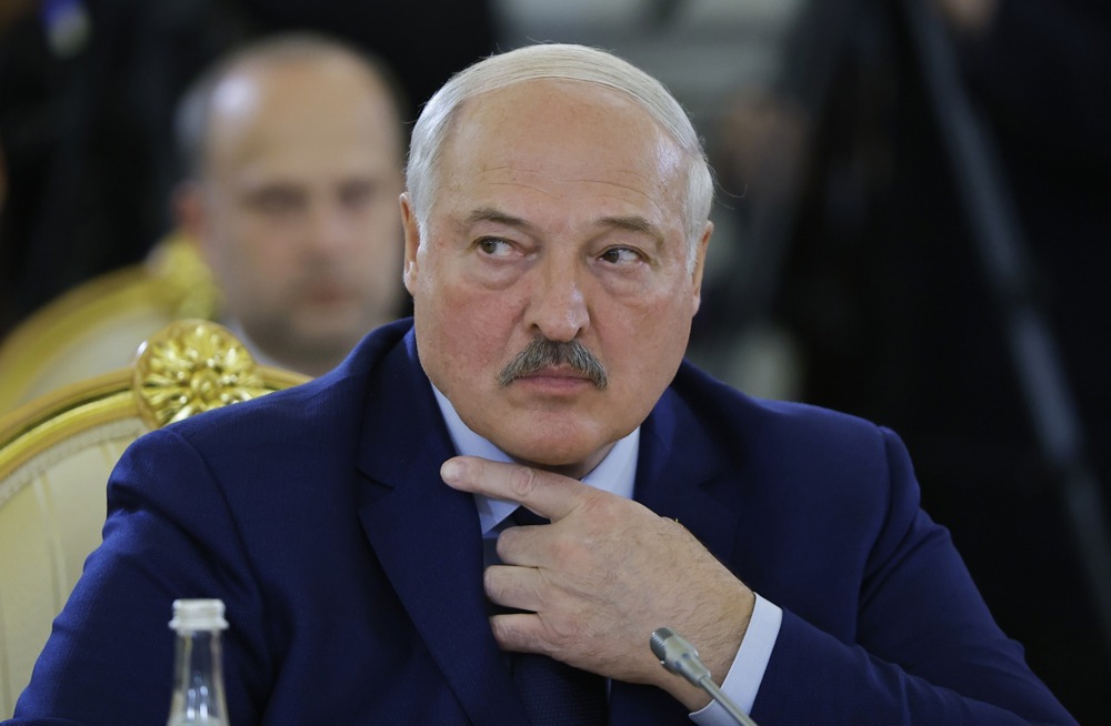 L'Ukraine a imposé des sanctions contre Loukachenko — en réponse à l'aide russe aux frappes dans le nord