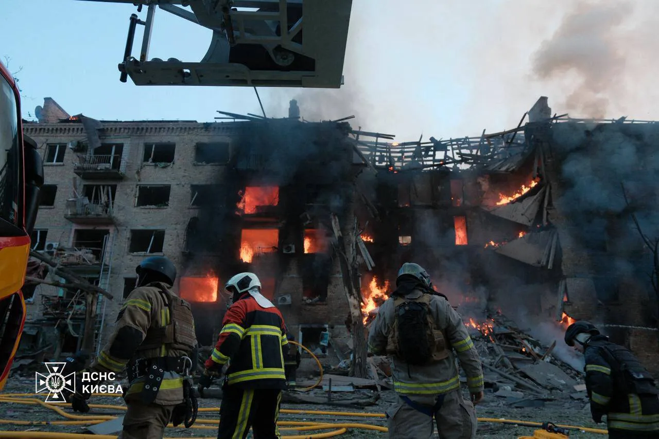 In Shevchenko District, a drone hit a five-story building: one person killed, 21 wounded in Kyiv