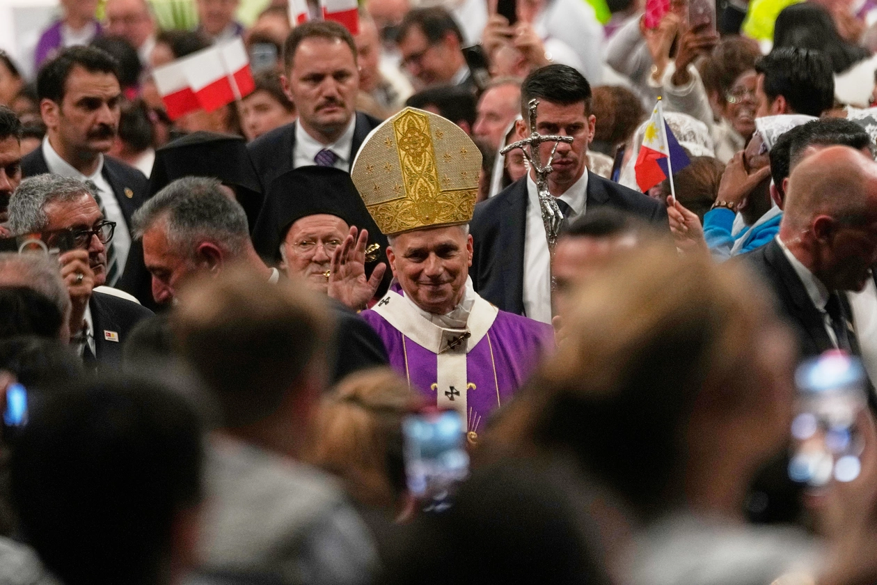 Papst besucht Blaue Moschee in Istanbul ohne Gebet und konzentriert sich auf die Einheit der Christen