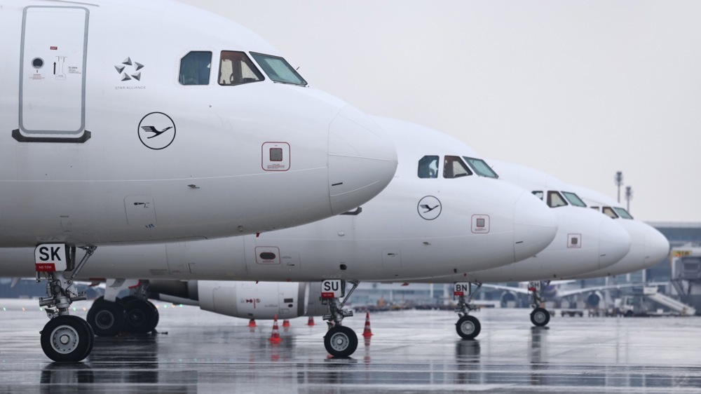 Sechs Wochen bis zu leeren Tanks: EU entwickelt Notfallplan zur Rettung der Luftfahrt