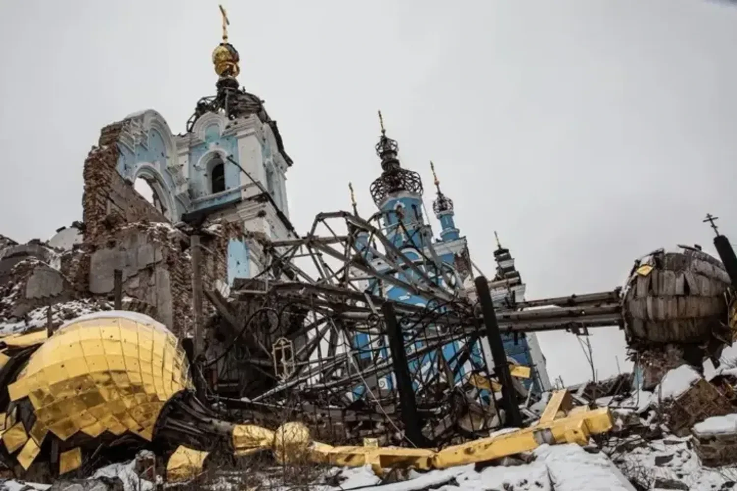 Russia destroyed and damaged over 1,600 monuments in Ukraine