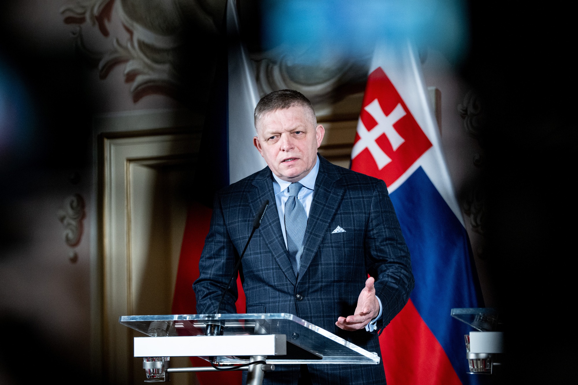 Fico contre Bruxelles : la Slovaquie conteste le refus de l'UE du gaz russe devant les tribunaux