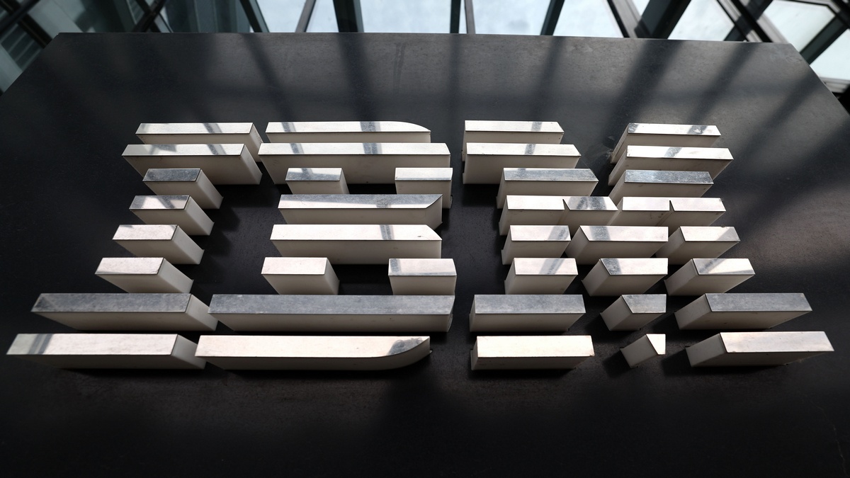 L'IA contre COBOL : les actions d'IBM plongent de 13 % et ce que cela signifie pour la stabilité financière