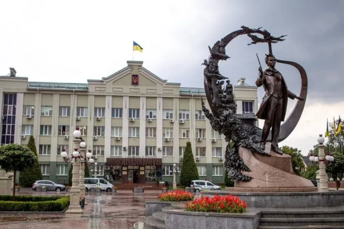 Telegram bot from the 'Kobzar': how an Irpin lyceum combined Shevchenko and digital education