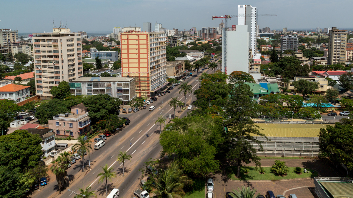 Le Sénégal ne fait plus juste face à une «menace» — il cache ses dettes et rejette son sauveteur