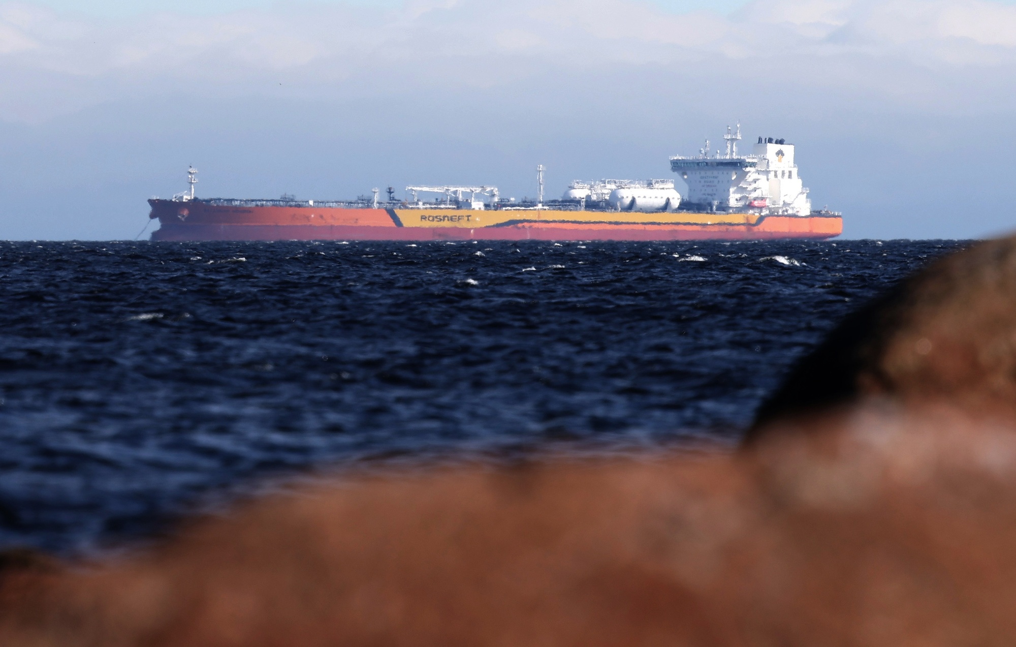 Britain considers seizing 'shadow fleet' tankers: what it would mean for Ukraine