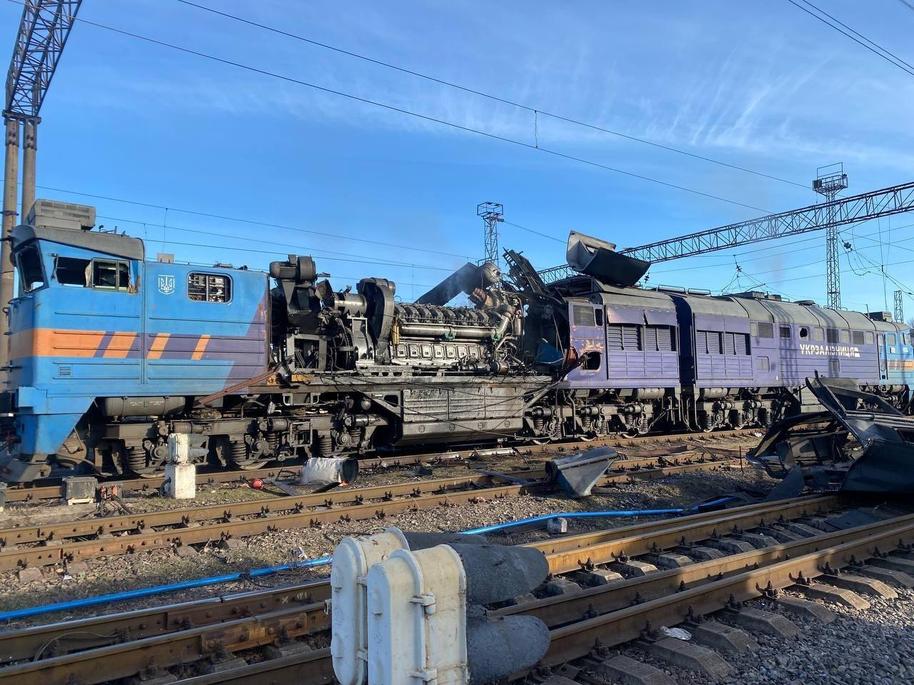 Attaque sur le réseau ferroviaire : locomotives endommagées — comment la circulation des trains s'est modifiée