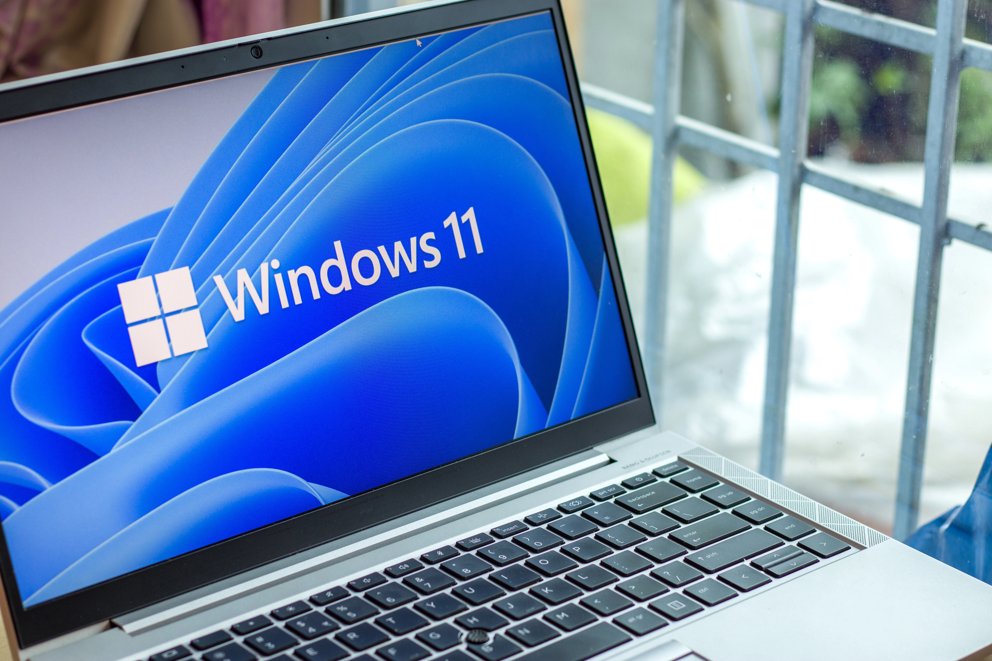 Microsoft has fixed a Windows 11 bug that interrupted shutdown and sleep — what Ukrainian users need to know