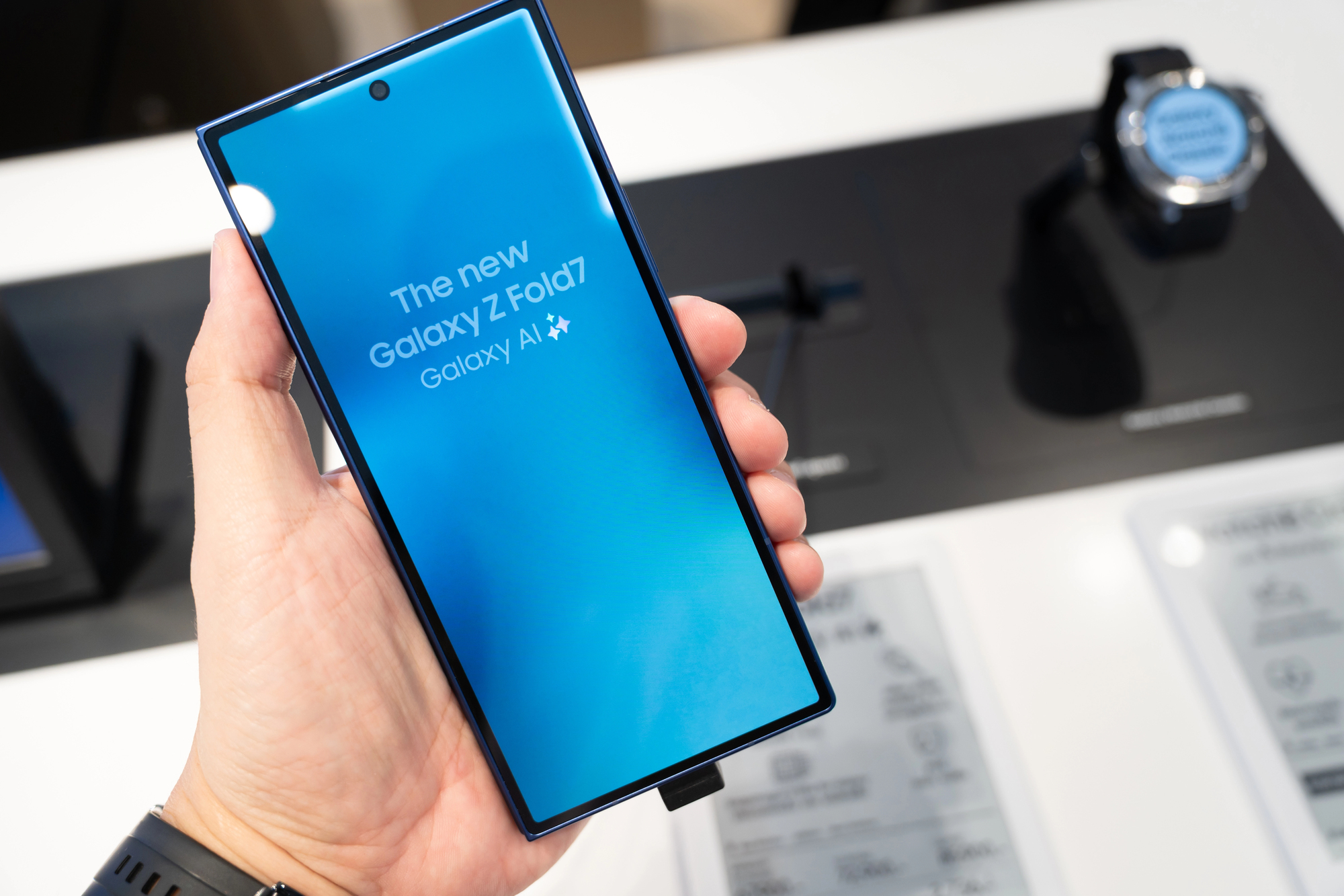 Samsung macht faltbare Flaggschiffe zum ersten Zugangspunkt für Googles Agentur-KI