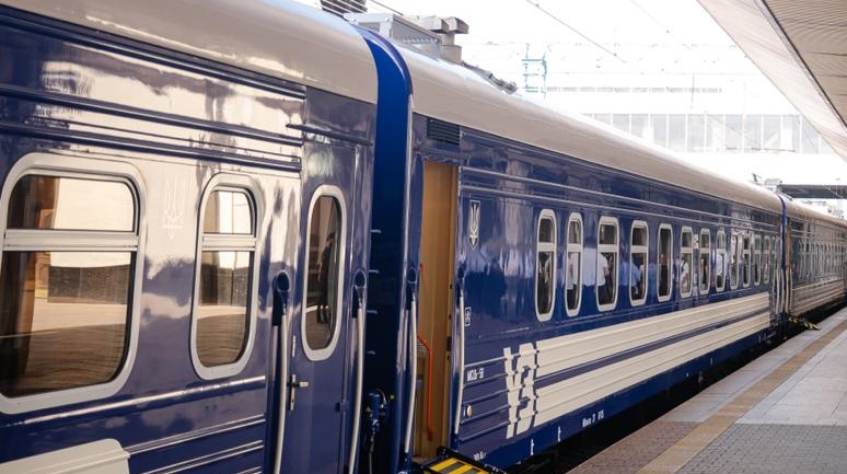 Repas lors de l'achat du billet : Ukrzaliznytsia ajoute un menu à ses trains phares — confort pour les passagers et source de revenus complémentaires