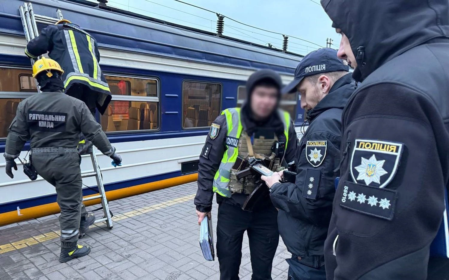 16-year-old dies from electrocution at Vydubychi station