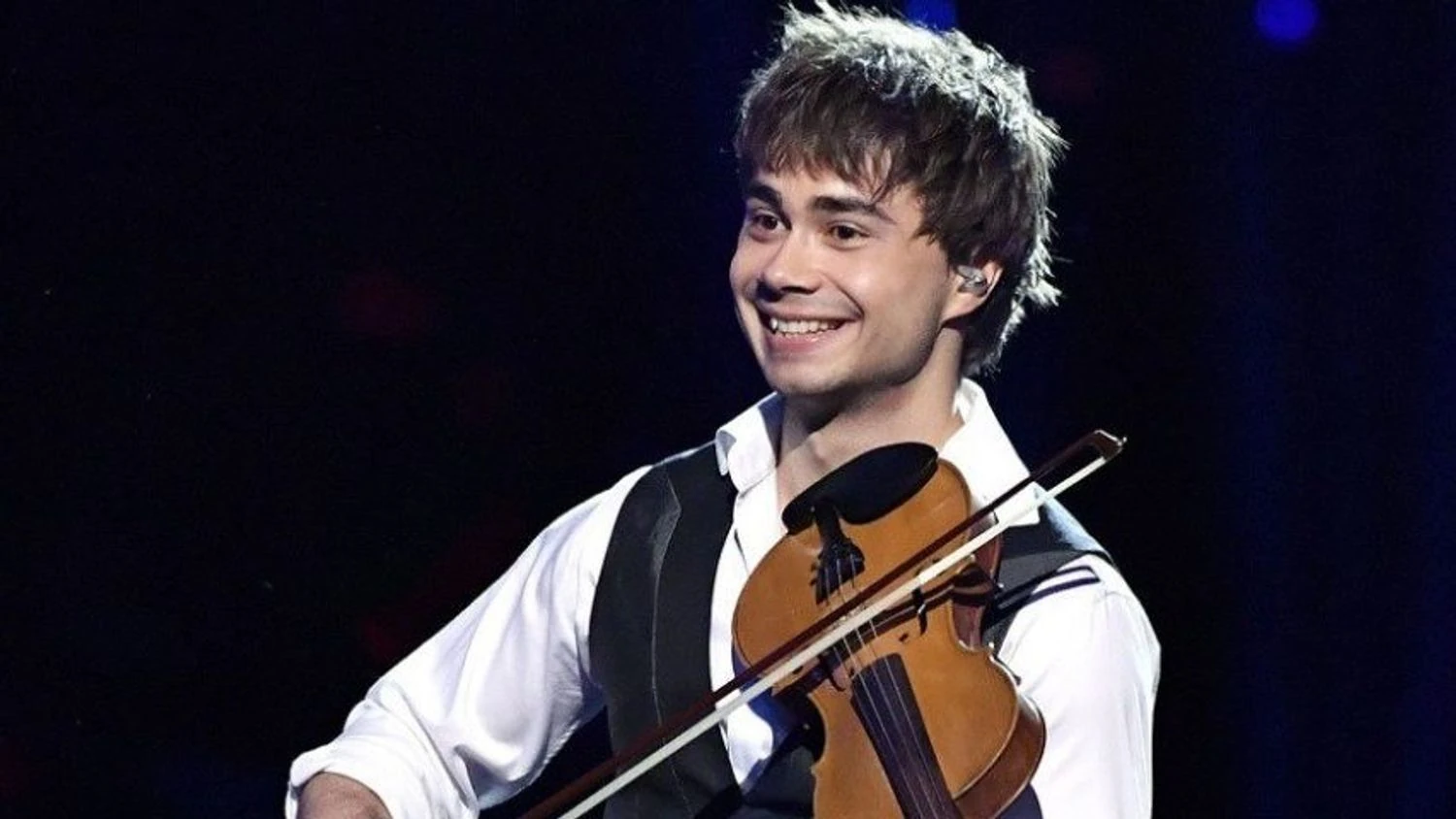 Alexander Rybak returns: with the song 'Rise' he vies for Norway's spot