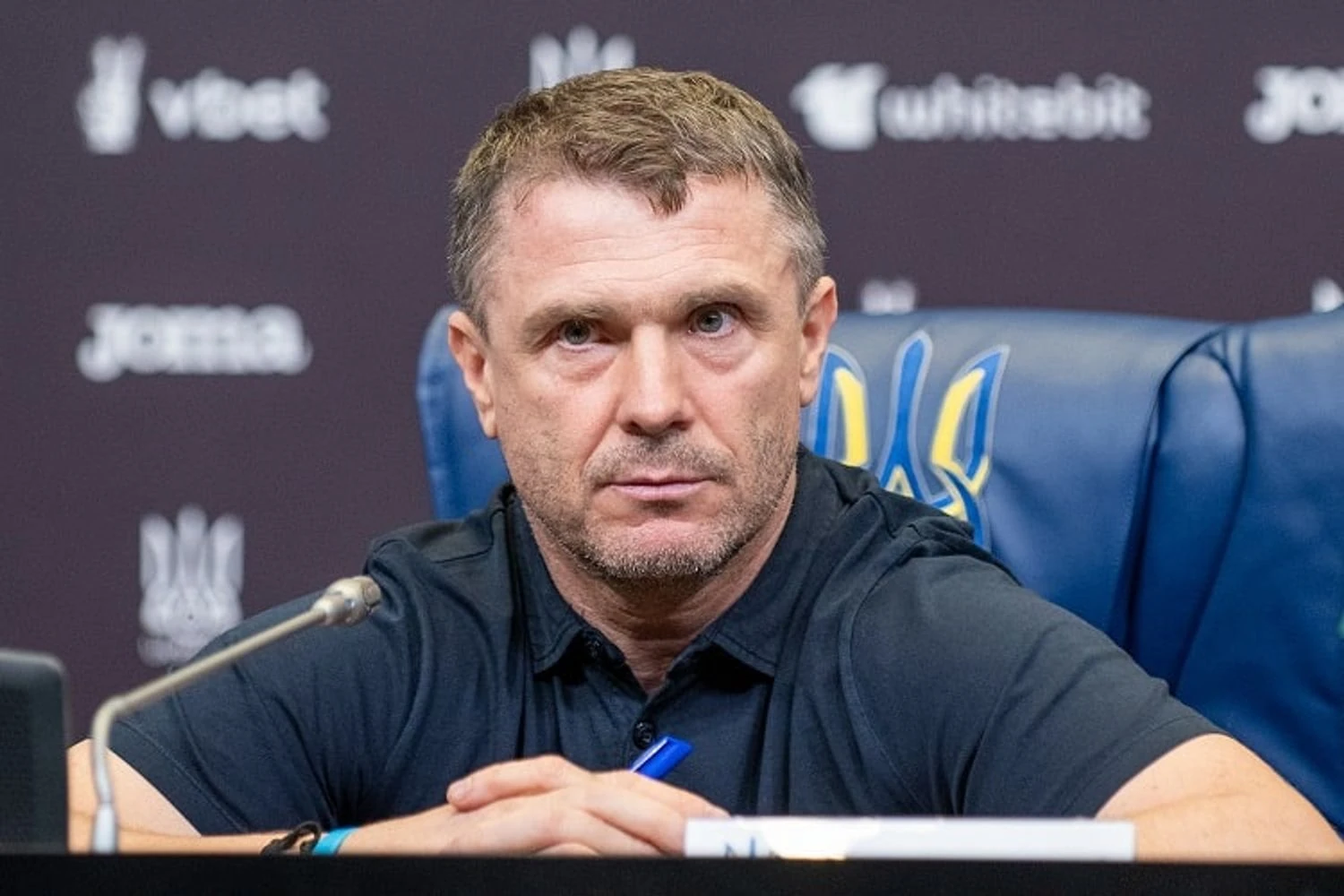 L'UAF écarte le remplacement de Rebrov : stratégie de stabilité avant le barrage contre la Suède