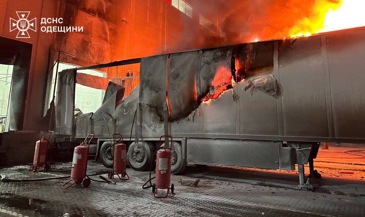 Attack on Odesa region: drone debris destroyed 110 Nova Poshta parcels worth UAH 2.3 million