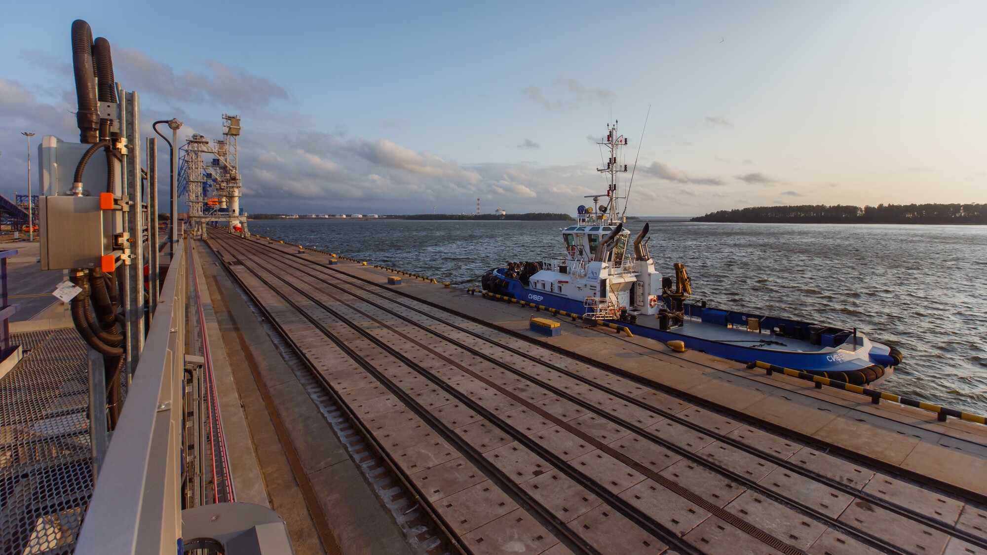 Les drones ont attaqué le port de Vysotsk en Baltique : ce que cela signifie pour la logistique russe
