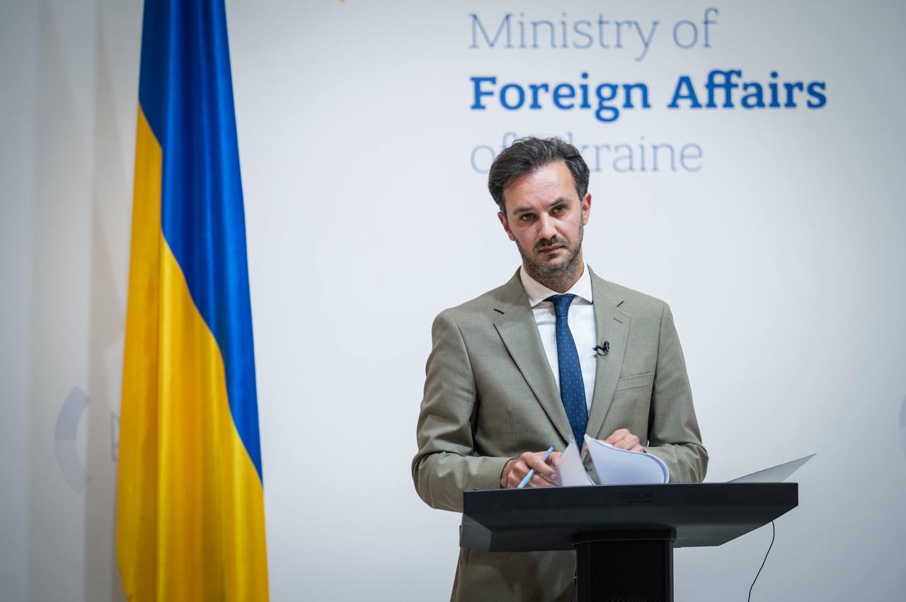 La défense antiaérienne protège le patrimoine : réaction du Ministère des Affaires étrangères à la frappe au centre de Lviv et ce que cela signifie