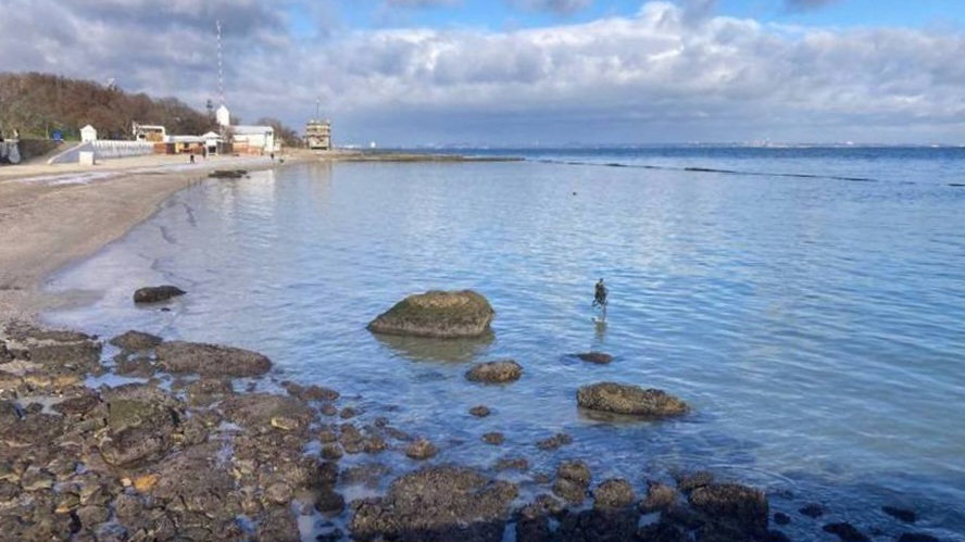 Reinigungsarbeiten zeigen Wirkung: In Odessa ist die Ölverschmutzung an der Küste nach Angriffen auf den Hafen zurückgegangen