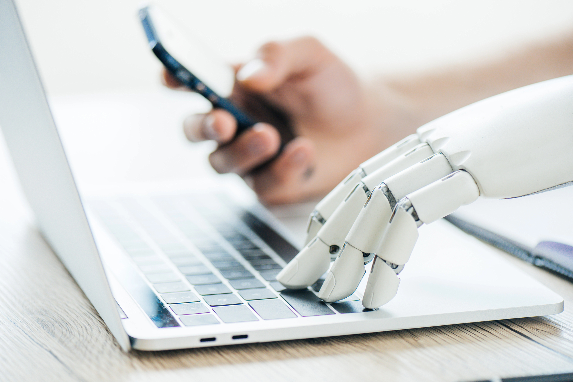 LG zeigt Cloid auf der CES 2026 — ein Humanoid mit ‚Gehirn‘ im Kopf und fünf Fingern: Was bedeutet das für die Ukraine