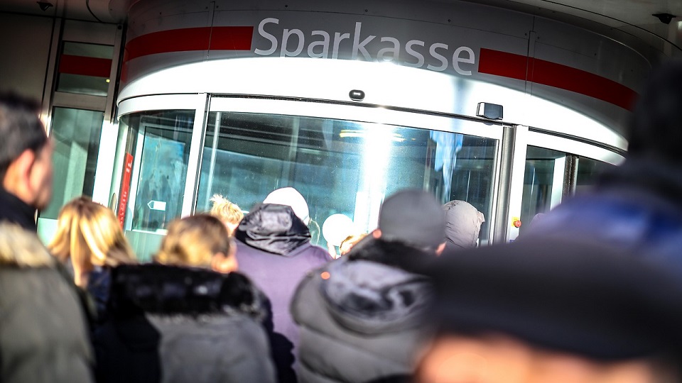 Dritte Raubserie bei der Sparkasse in Nordrhein-Westfalen: Warum das Vertrauen in Banken leidet und wie es weitergeht