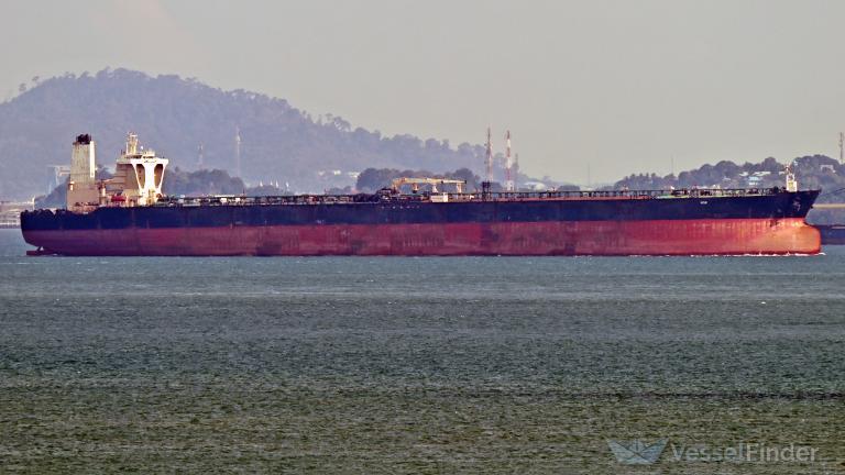 Super-tanker under RF flag in the Strait of Hormuz: what stands behind the rare route of Archimedes