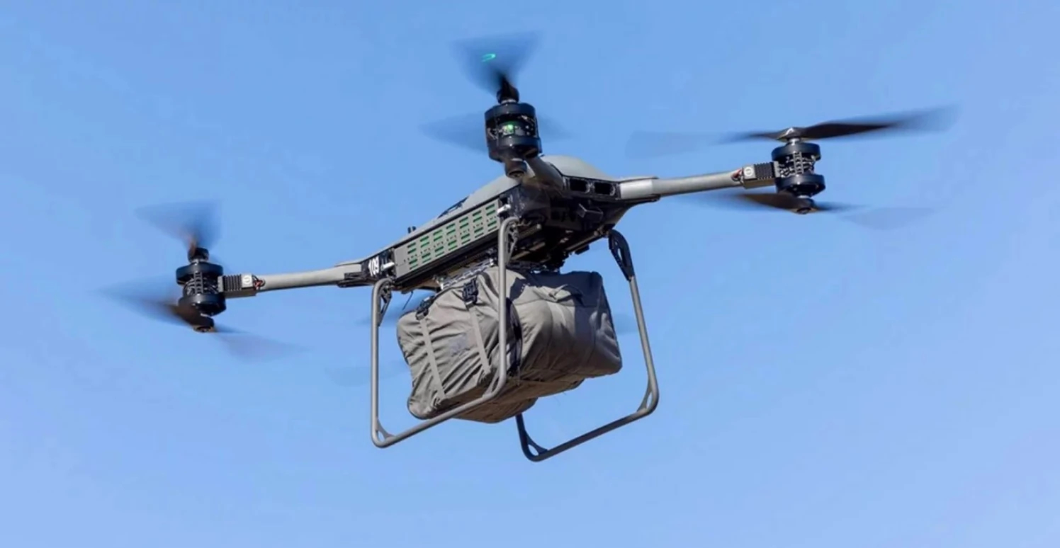 Chinesische mobile elektromagnetische Katapultanlage: Was der Start von bis zu 2 Tonnen schweren Drohnen ohne Startbahn bedeutet