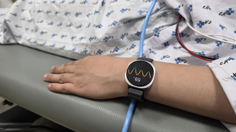 Every Third Person Loses Consciousness Again — And Now a Watch Can Warn Five Minutes in Advance