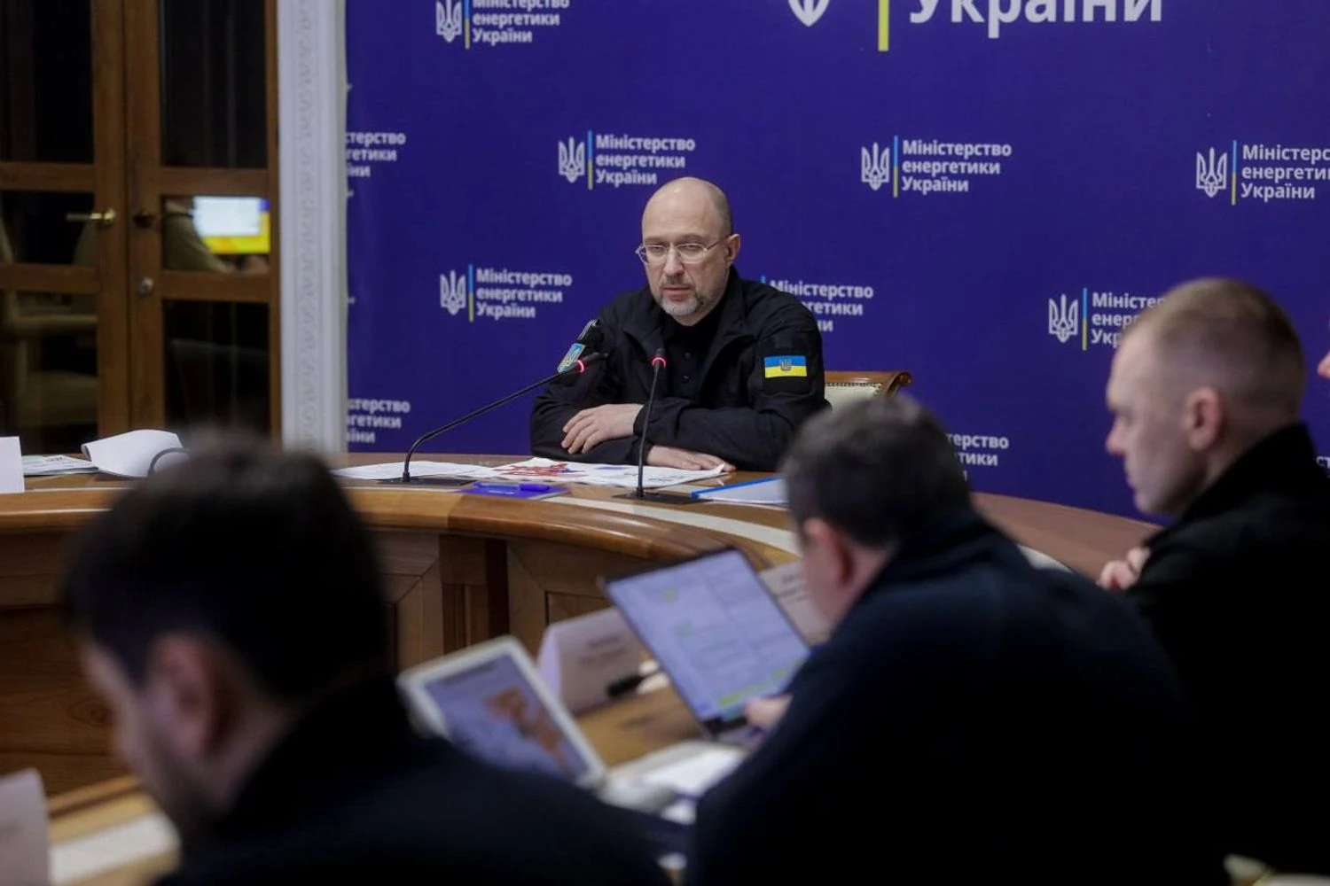 Kyiv restores power — repair crews and international aid bolster grid resilience, but risks remain