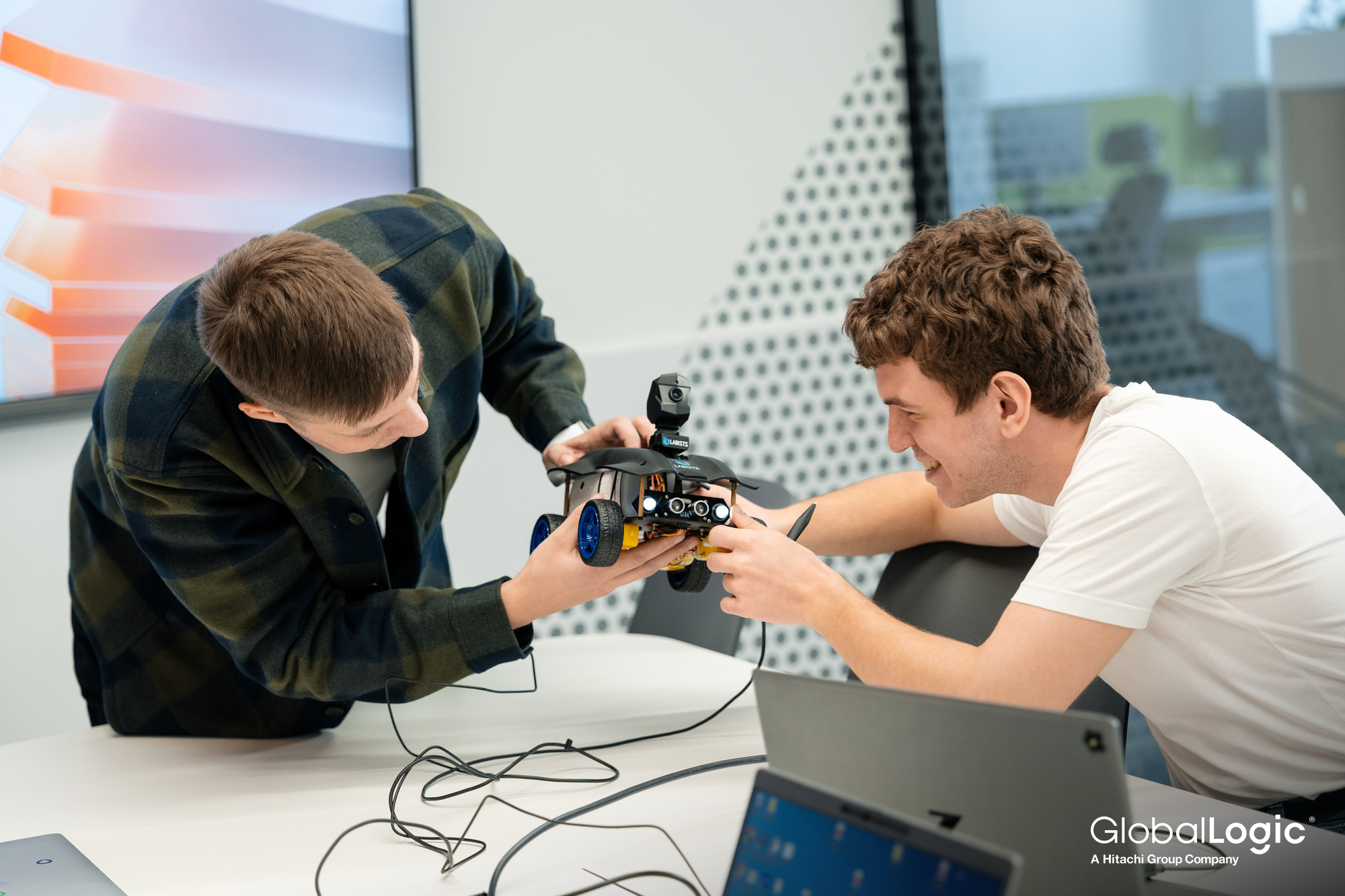 GlobalLogic Plans Up to 1,000 Hires in 2026: What It Means for Ukrainian IT Professionals