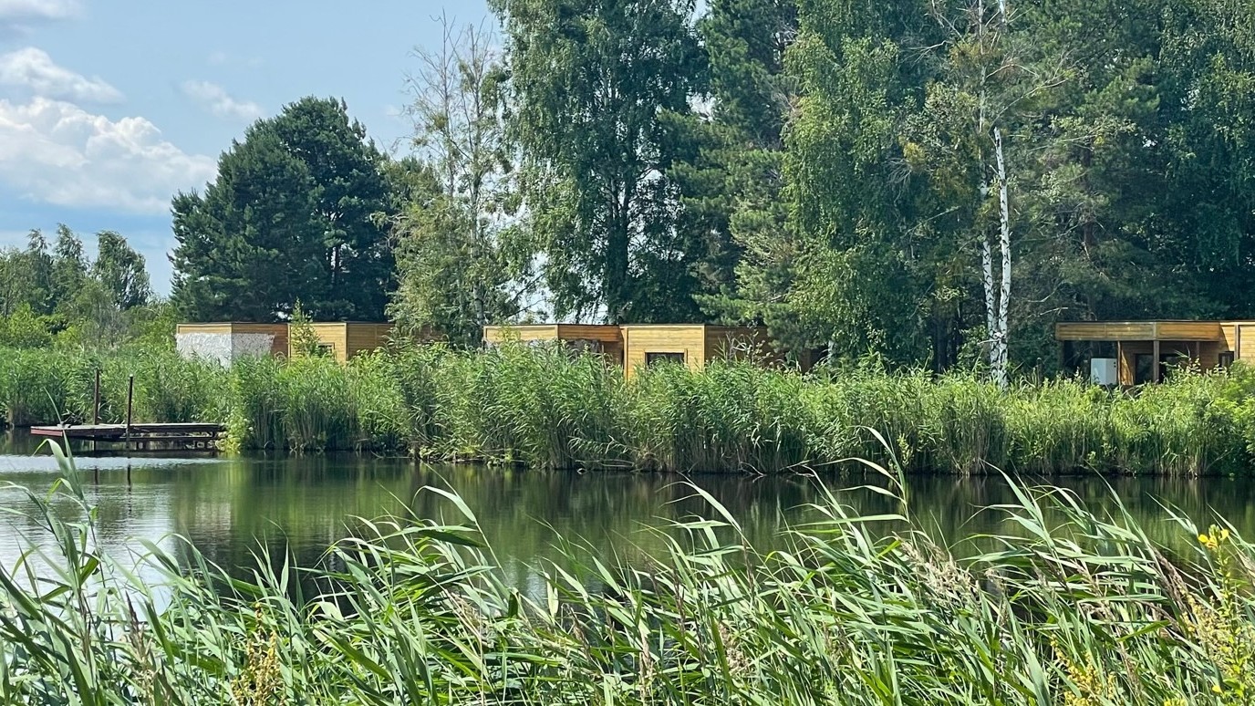 Der Staat hat 9,5 ha am Ufer des Dnepr zurückgewonnen — mit Medwedtschuk verbundenes Grundstück wieder im Staatsbesitz