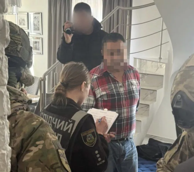 Un homme a commandité l'assassinat de sa belle‑mère pour 5 000 $ : une mise en scène et une opération spéciale ont permis de démasquer l'organisateur