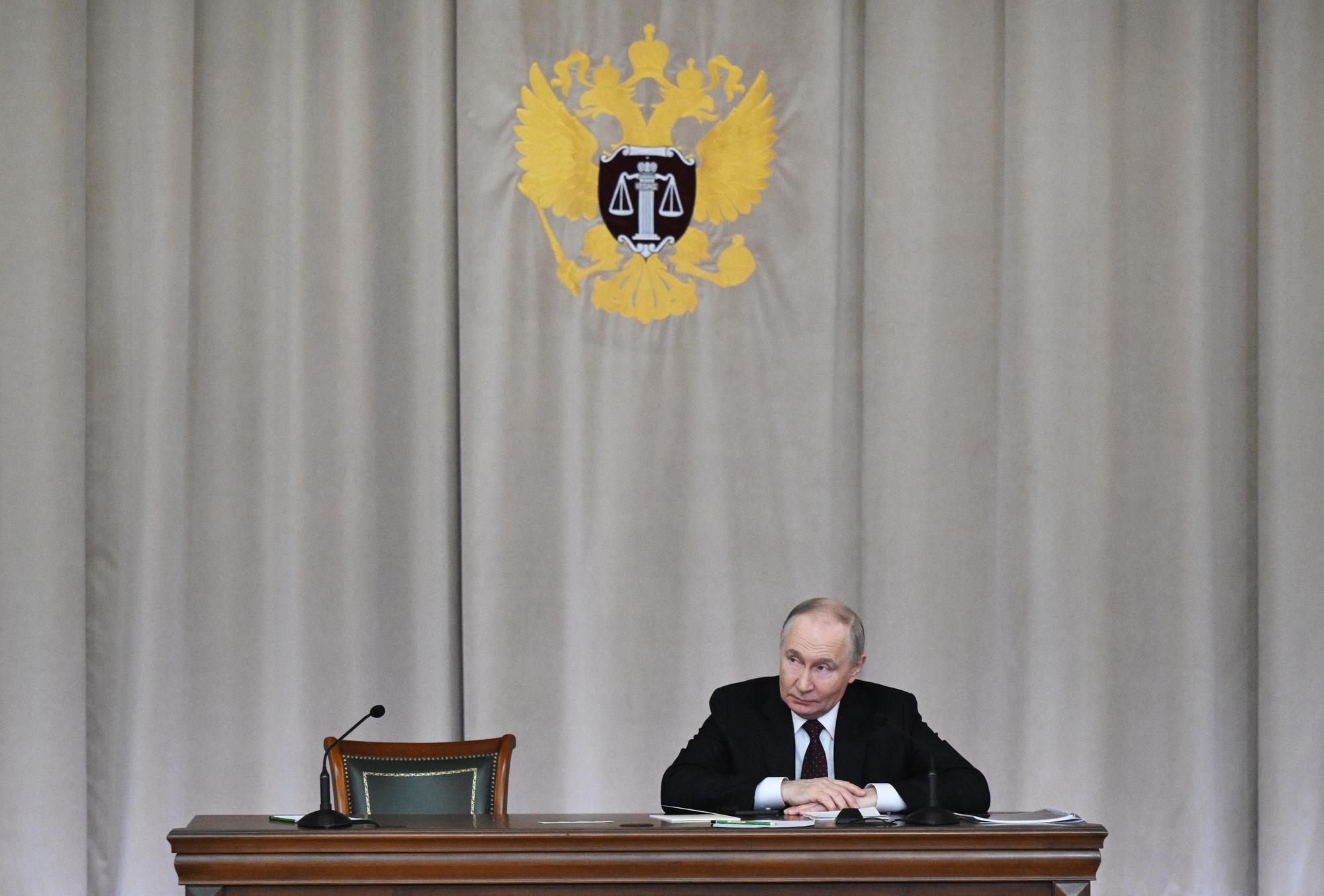 The Guardian: Putin's decision to launch a full-scale invasion took shape in early 2020