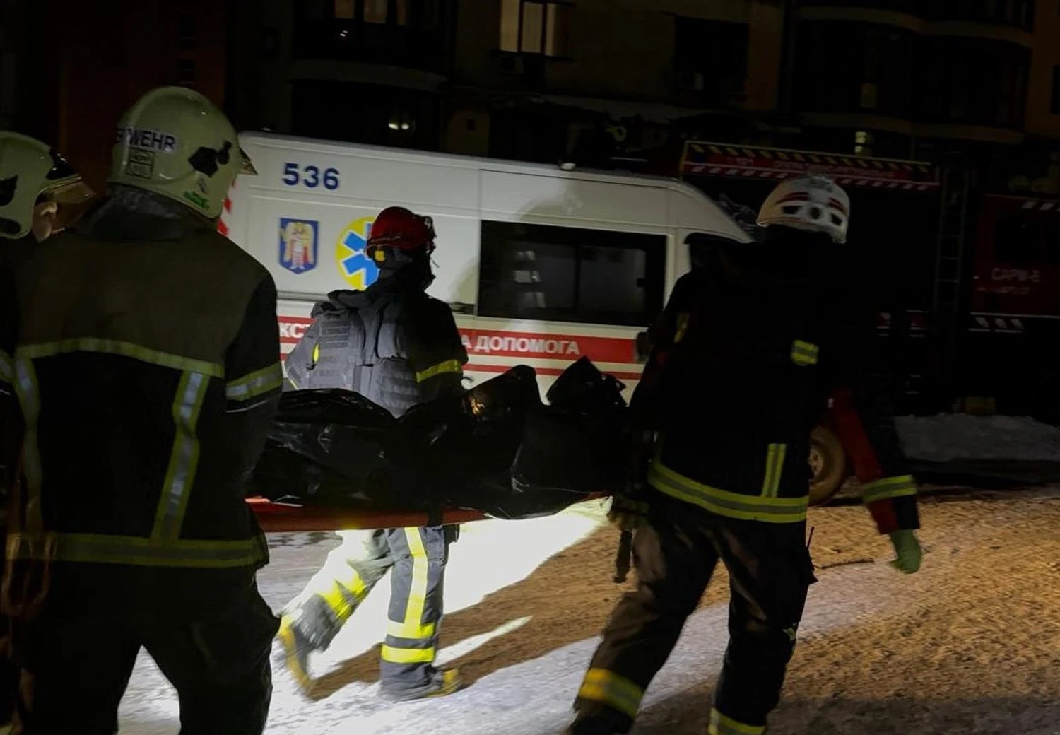 Gezielter Angriff auf Krankenhaus in Kiew: 1 Toter, Verletzte und Anlass zu Ermittlungen
