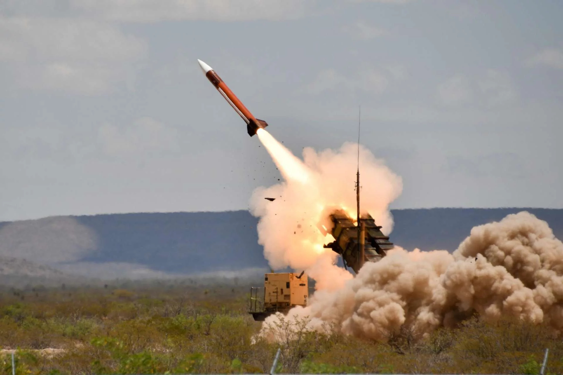 Raytheon unterzeichnet direkten kommerziellen Vertrag über 3,7 Milliarden Dollar – Abfangjäger GEM-T gehen vom deutschen Werk in die Ukraine