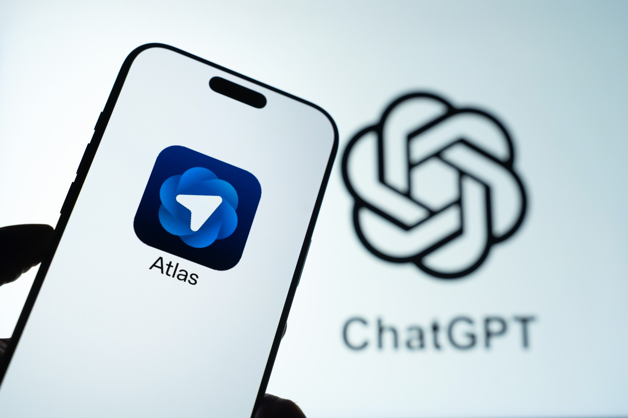 Les navigateurs IA Atlas et Comet n'ont pas encore supplanté Chrome et Safari