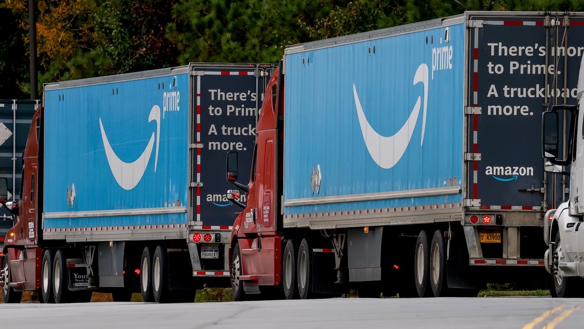 Amazon überholt Walmart bei den Umsätzen: die Rolle von AWS und die Folgen für die Ukraine