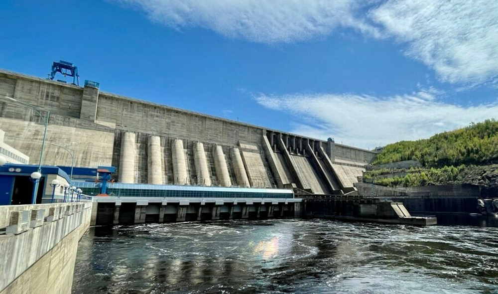 "RusHydro" generates 12% of Russia's electricity — and warns of possible default