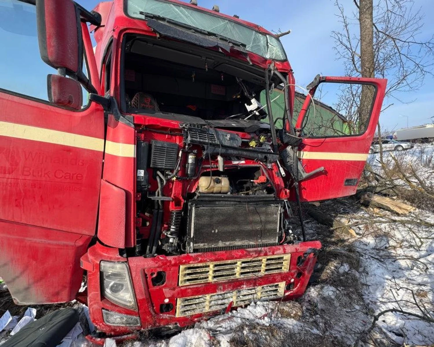 Crash on M-01 near Kyiv: traffic to the capital partially restricted — what you need to know