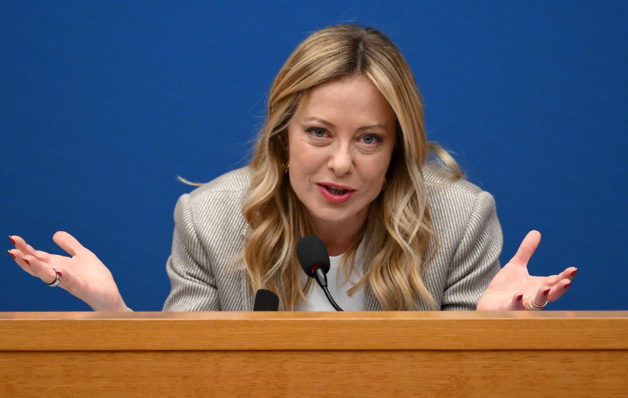 Meloni appelle l'Europe à dialoguer avec la Russie — quels risques et que signifie cela pour l'Ukraine