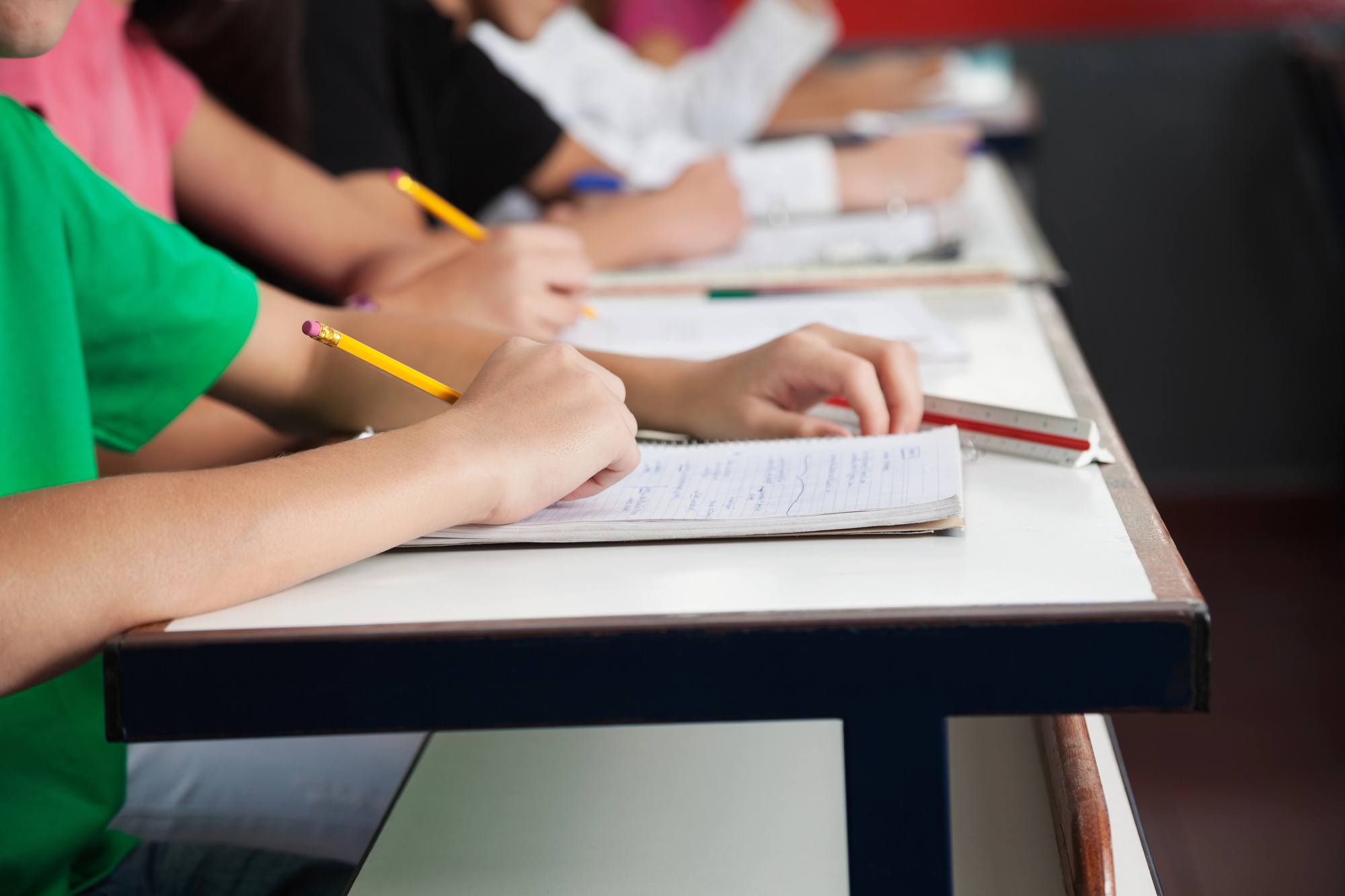 L'ACCA suspend les examens à distance en raison de fraudes liées à l'IA — ce que cela signifie pour les comptables ukrainiens