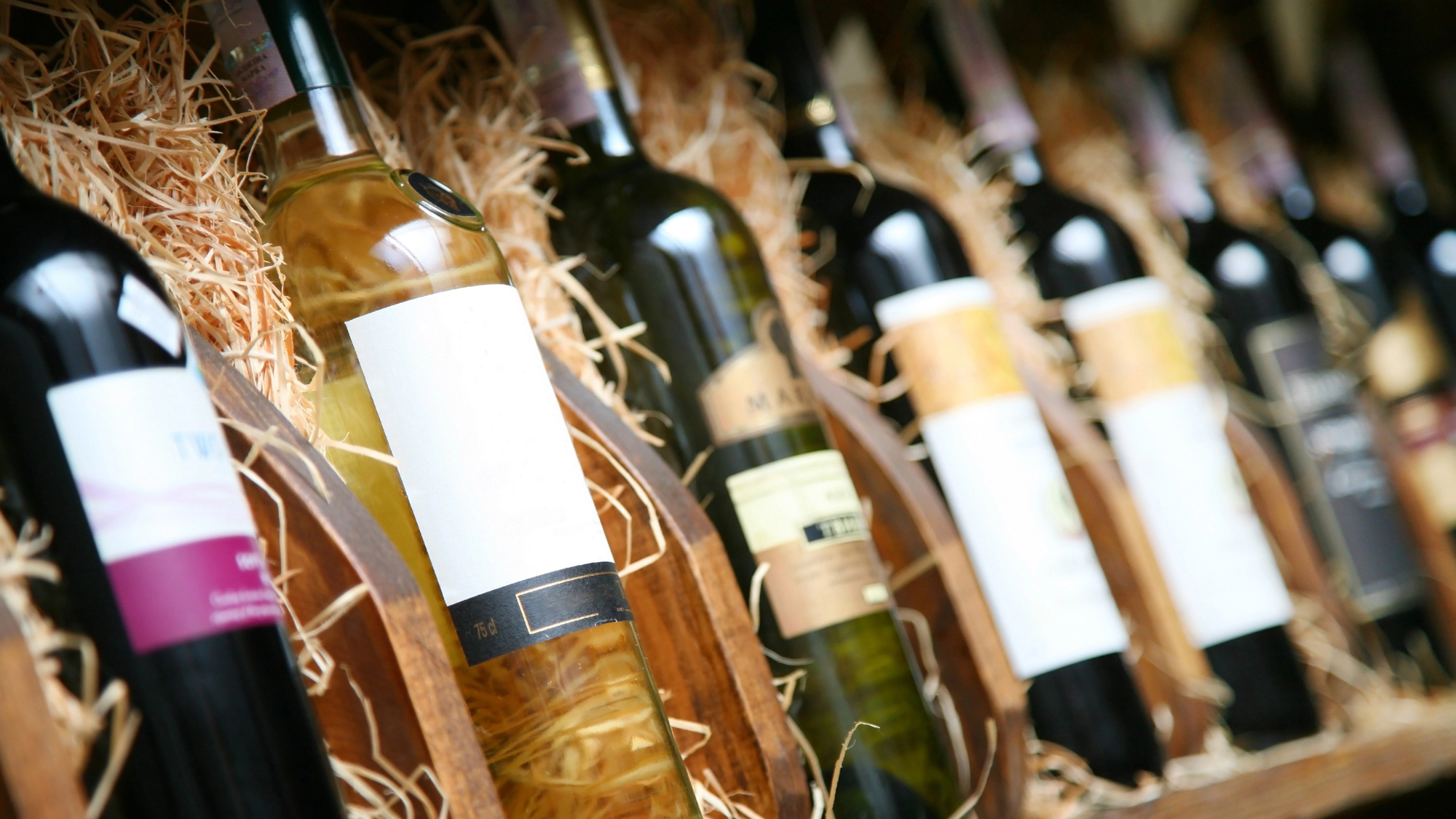 "I'm 18" Checkboxes No Longer Enough: How Parliament Changed Rules for Buying Alcohol Online
