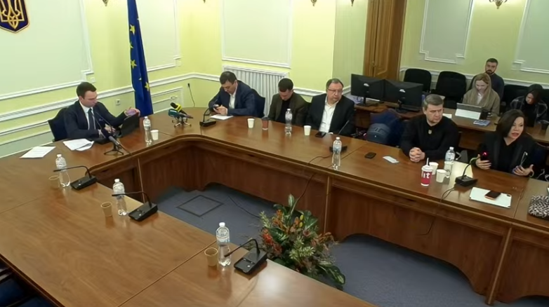 Business Telegram de plusieurs millions : la Rada a estimé le revenu des chaînes phares à 20 000 $ par jour