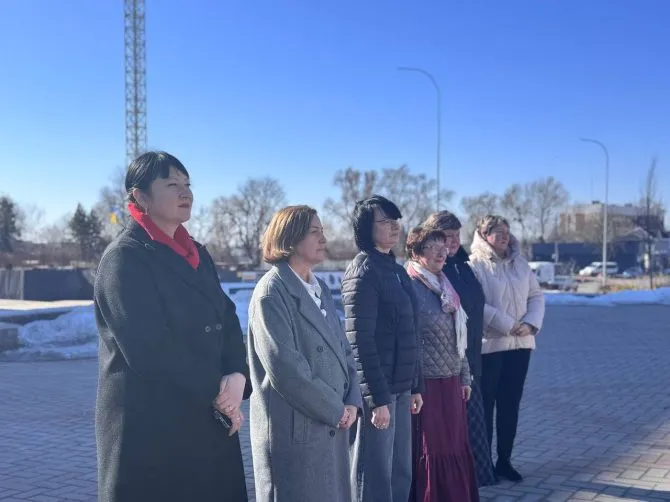 Borodjanka ehrt Schewtschenko: beschädigtes Denkmal als Zeichen für den Wiederaufbau der Gemeinde