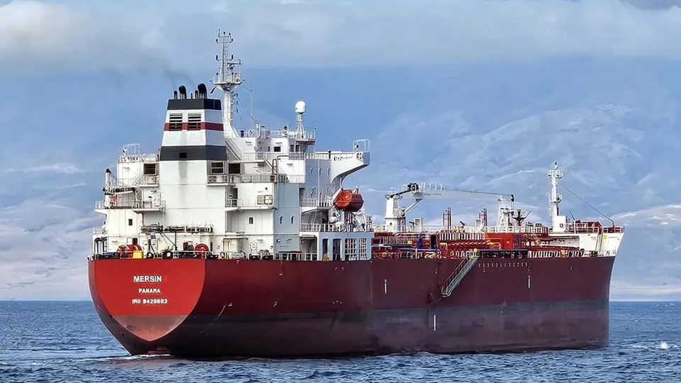 Türkischer Klub Beşiktaş bricht die Verbindungen zu Russland nach einer Tanker-Explosion ab