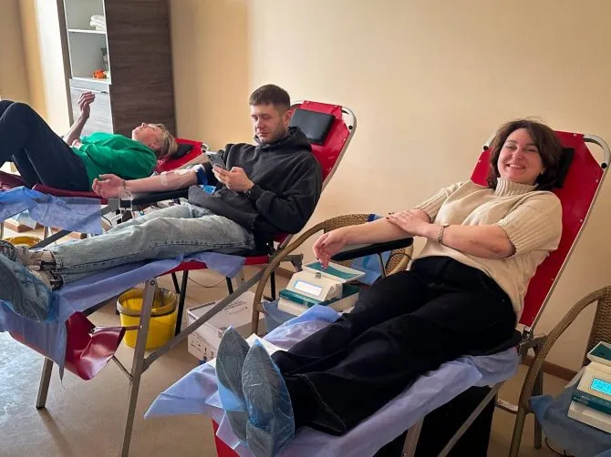 Donor Day in Bucha: 36 people donated 18 liters of blood — aid for patients and support for defenders